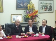 GS. Hoàng Quang Thuận chúc thọ Đại tướng Lê Đức Anh