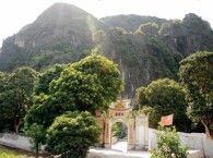 Chùa Bàn Long