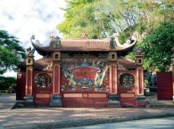 Đền Trương Hán Siêu