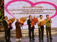 Lễ trao quà từ thiện của Ni trưởng thích nữ Diệu Nghĩa – Viện chủ chùa núi bà Tây Ninh và Nhà xuất bản Giáo dục Việt Nam